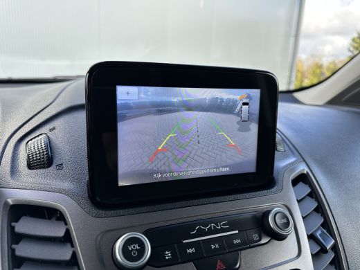 Ford Transit Connect 1.5 EcoBlue 100 PK / L2H1 / UNIEK !! 5.324 KM !! / 3 ZITS / CAMERA / AIRCO / NAVI / STOELVERWARMING ActivLease financial lease