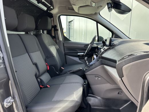 Ford Transit Connect 1.5 EcoBlue 100 PK / L2H1 / UNIEK !! 5.324 KM !! / 3 ZITS / CAMERA / AIRCO / NAVI / STOELVERWARMING ActivLease financial lease