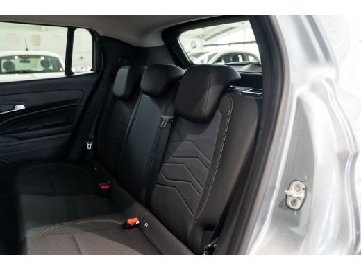 Jeep Avenger 1.2 e-Hybrid Summit | 8 Jaar Garantie | Winter Pack | Infotainment Pack | Camera | Navigatie | El... ActivLease financial lease