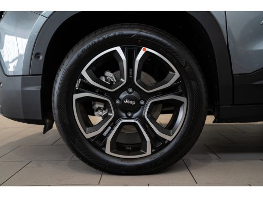 Jeep Avenger 1.2 e-Hybrid Summit | 8 Jaar Garantie | Winter Pack | Infotainment Pack | Camera | Navigatie | El... ActivLease financial lease