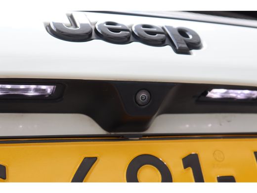 Jeep Compass 4XE 240PK PLUG-IN HYBRID ELECTRIC UPLAND AUTOMAAT / NAVI / LEDER / CLIMA / FULL-LED / CAMERA / 18... ActivLease financial lease