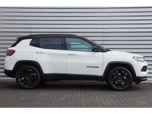 Jeep Compass 4XE 240PK PLUG-IN HYBRID ELECTRIC UPLAND AUTOMAAT / NAVI / LEDER / CLIMA / FULL-LED / CAMERA / 18... ActivLease financial lease