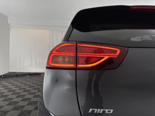 Kia Niro 1.6 GDi Hybrid Dynamic Plus Line (INCL-BTW) Aut. *LEATHER | FULL-LED | ADAPTIVE-CRUISE | BLINDSPO... ActivLease financial lease
