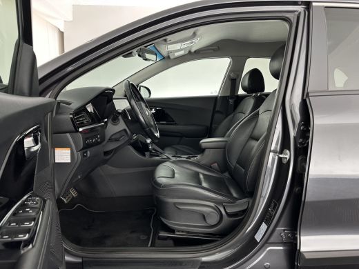Kia Niro 1.6 GDi Hybrid Dynamic Plus Line (INCL-BTW) Aut. *LEATHER | FULL-LED | ADAPTIVE-CRUISE | BLINDSPO... ActivLease financial lease