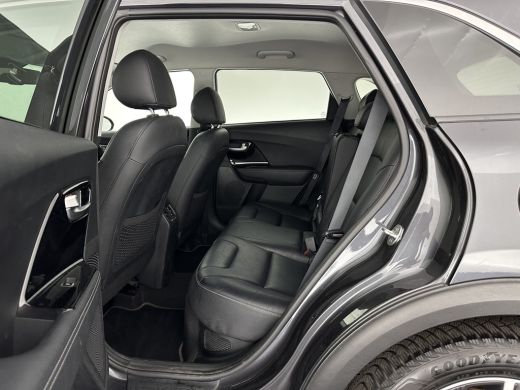 Kia Niro 1.6 GDi Hybrid Dynamic Plus Line (INCL-BTW) Aut. *LEATHER | FULL-LED | ADAPTIVE-CRUISE | BLINDSPO... ActivLease financial lease