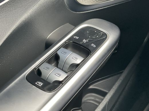 Mercedes-Benz C-Klasse Estate 180 AMG Line Pano Burmester Memory HUD Trekhaak Leer Verw+Ventilatie BOMVOL! ActivLease financial lease