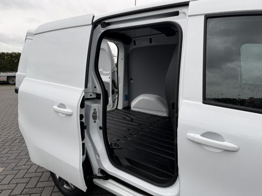Mercedes-Benz Citan 108 CDI / L1H1 / 1e EIG. / AIRCO / CRUISE / LED / 6-BAK / LMV ActivLease financial lease