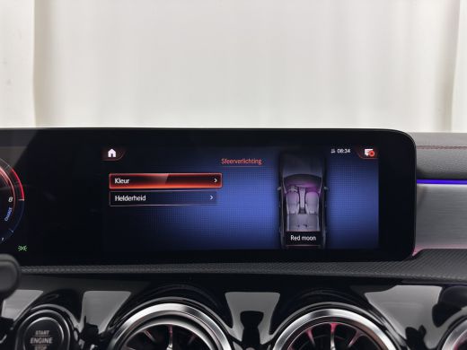 Mercedes-Benz CLA 250 e AMG Line (Plug-In) (INCL-BTW) Aut. *PANO | LEATHER-MICORFIBRE | WIDESCREEN-COCKPIT | FULL-L... ActivLease financial lease