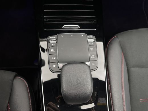 Mercedes-Benz CLA 250 e AMG Line (Plug-In) (INCL-BTW) Aut. *PANO | LEATHER-MICORFIBRE | WIDESCREEN-COCKPIT | FULL-L... ActivLease financial lease