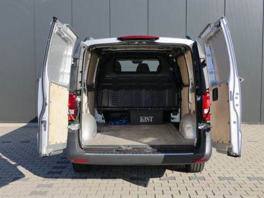 Mercedes-Benz eVito Lang 41 kWh | Lage Km-Stand! | Camera | Bluetooth | Laadruimte Pakket | Stoelverwarming ActivLease financial lease