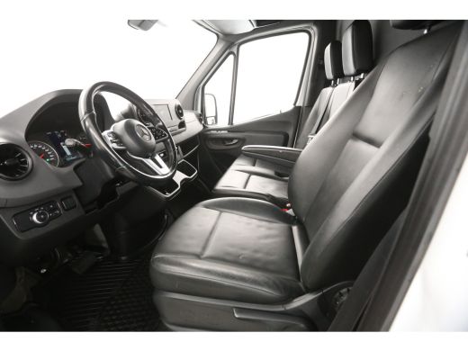 Mercedes-Benz Sprinter 214 CDI L2H2 | Aut. | Airco | Adap. Cruise | Camera | 3 Zits | Carplay | Trekhaak ActivLease financial lease