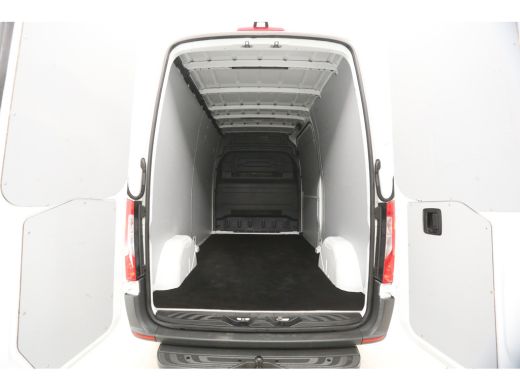 Mercedes-Benz Sprinter 214 CDI L2H2 | Aut. | Airco | Adap. Cruise | Camera | 3 Zits | Carplay | Trekhaak ActivLease financial lease