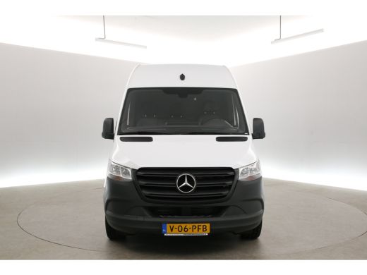 Mercedes-Benz Sprinter 214 CDI L2H2 | Aut. | Airco | Adap. Cruise | Camera | 3 Zits | Carplay | Trekhaak ActivLease financial lease