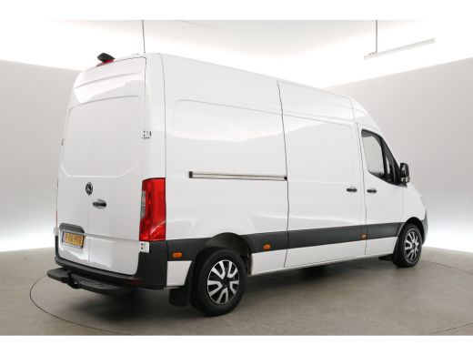 Mercedes-Benz Sprinter 214 CDI L2H2 | Aut. | Airco | Adap. Cruise | Camera | 3 Zits | Carplay | Trekhaak ActivLease financial lease