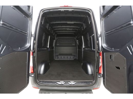 Mercedes-Benz Sprinter 2.2 CDI L2H2 | Aut. | Airco | Adap. Cruise | Camera | 3 Zits | Carplay | Trekhaak ActivLease financial lease
