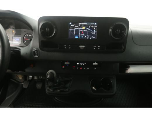 Mercedes-Benz Sprinter 314 2.2 CDI L2H2 | Airco | Camera | Cruise | Carplay | Navigatie | Trekhaak ActivLease financial lease