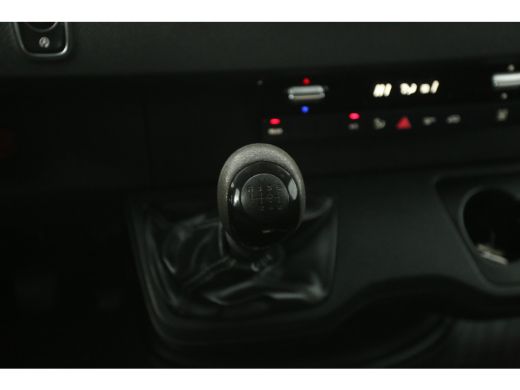 Mercedes-Benz Sprinter 314 2.2 CDI L2H2 | Airco | Camera | Cruise | Carplay | Navigatie | Trekhaak ActivLease financial lease