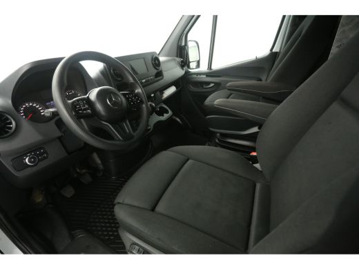 Mercedes-Benz Sprinter 314 2.2 CDI L2H2 | Airco | Camera | Cruise | Carplay | Navigatie | Trekhaak ActivLease financial lease
