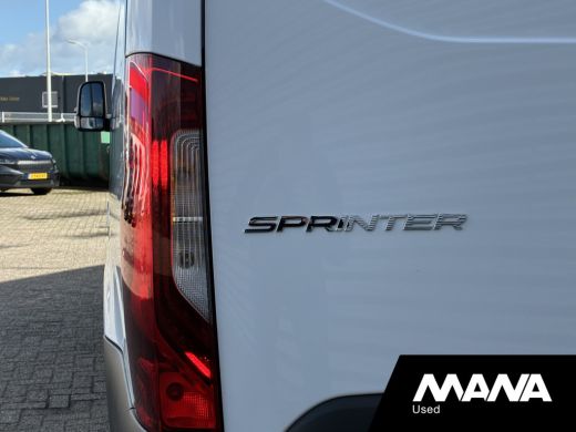 Mercedes-Benz Sprinter 315CDI 150PK L2H2 RWD Automaat LED Camera Cruise Trekhaak ActivLease financial lease
