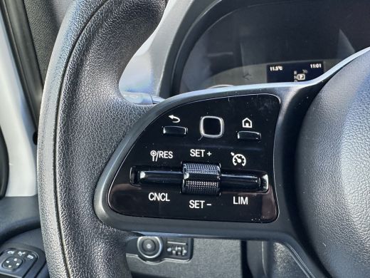 Mercedes-Benz Sprinter 317 CDI 170 PK 9G-TRONIC / L3H3 / ZEER NETJES !! / 1e EIG. / CAMERA / CRUISE / NAVI / AIRCO ActivLease financial lease