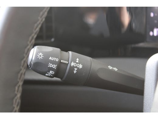 Opel Astra 1.2 Business Edition | Camera | Navigatie | Stoel- & stuurverwarming | AGR bestuurderstoel | LED ... ActivLease financial lease