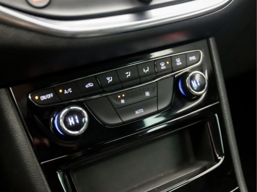 Opel Astra Sports Tourer 1.2 Elegance Sport (APPLE CARPLAY, GROOT NAVI, MATRIX LED KOPLAMPEN, KEYLESS, CAMER... ActivLease financial lease