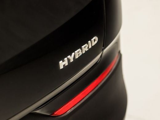 Opel Grandland X 1.6 Turbo Hybrid Elegance 229Pk Automaat (APPLE CARPLAY, GROOT NAVI, 360 CAMERA, KEYLESS, TREKHAA... ActivLease financial lease