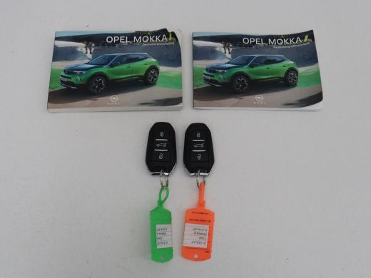 Opel Mokka-e Ultimate 50 kWh | SOH 90% | 3 Fase | Stoelverwarming | Leder/Alcantara | Warmtepomp | Adaptive cr... ActivLease financial lease