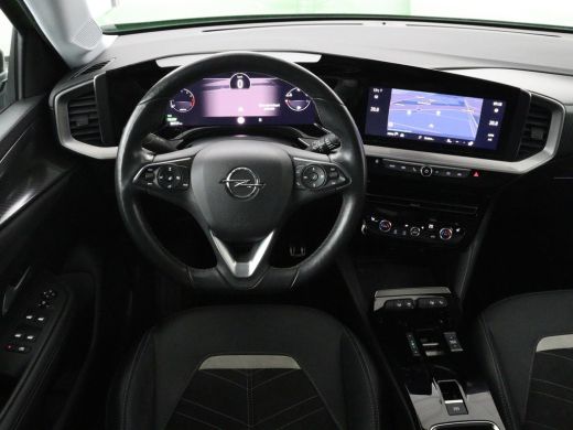 Opel Mokka-e Ultimate 50 kWh | SOH 90% | 3 Fase | Stoelverwarming | Leder/Alcantara | Warmtepomp | Adaptive cr... ActivLease financial lease