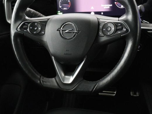 Opel Mokka-e Ultimate 50 kWh | SOH 90% | 3 Fase | Stoelverwarming | Leder/Alcantara | Warmtepomp | Adaptive cr... ActivLease financial lease