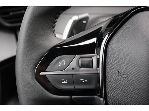 Peugeot 2008 Allure 1.2 Hybrid 145 e-DSC6 Automaat | Navigatie | Camera | Adaptieve Cruise control | ActivLease financial lease