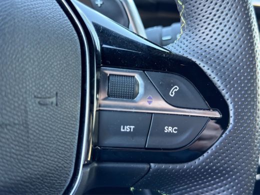 Peugeot 208 1.2 Hybrid 145 e-DCS6 GT Camera voor + Achter | Full LED | Full map navigatie | Keyless | Parkeer... ActivLease financial lease