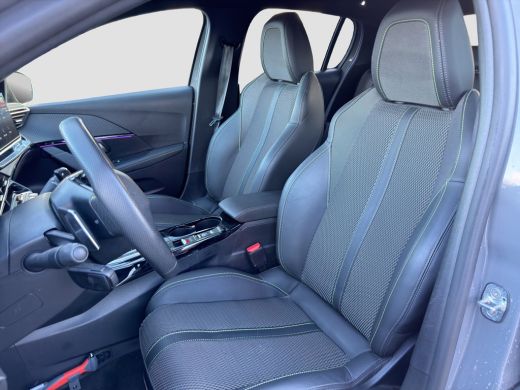 Peugeot 208 1.2 Hybrid 145 e-DCS6 GT Camera voor + Achter | Full LED | Full map navigatie | Keyless | Parkeer... ActivLease financial lease