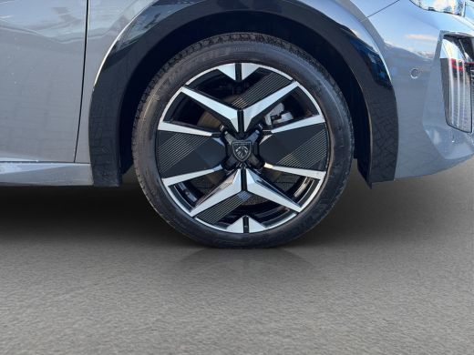 Peugeot 208 1.2 Hybrid 145 e-DCS6 GT Camera voor + Achter | Full LED | Full map navigatie | Keyless | Parkeer... ActivLease financial lease