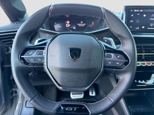 Peugeot 208 1.2 Hybrid 145 e-DCS6 GT Camera voor + Achter | Full LED | Full map navigatie | Keyless | Parkeer... ActivLease financial lease