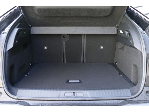Peugeot 3008 195PK PLUG-IN HYBRID ALLURE AUTOMAAT NAVI / LED / CLIMA / PDC / CAMERA / STOELVERWARMING / KEYLES... ActivLease financial lease
