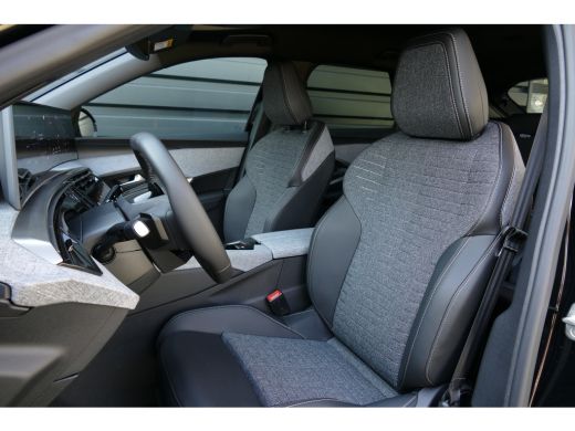 Peugeot 3008 195PK PLUG-IN HYBRID ALLURE AUTOMAAT NAVI / LED / CLIMA / PDC / CAMERA / STOELVERWARMING / KEYLES... ActivLease financial lease