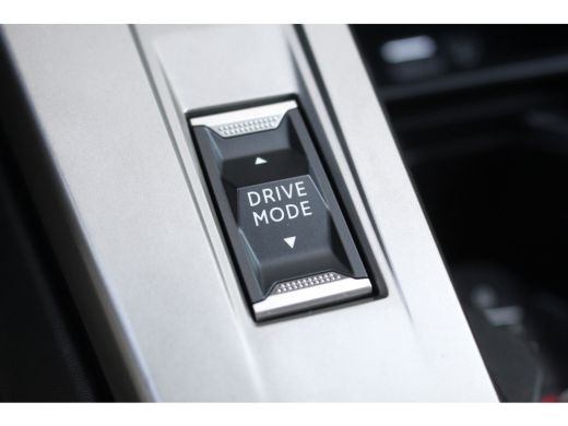 Peugeot 308 SW 1.6 Plug-in Hybrid 180 GT | Stoelverwarming | AGR Stoel | Navi | Keyless | Carplay | Climate |... ActivLease financial lease