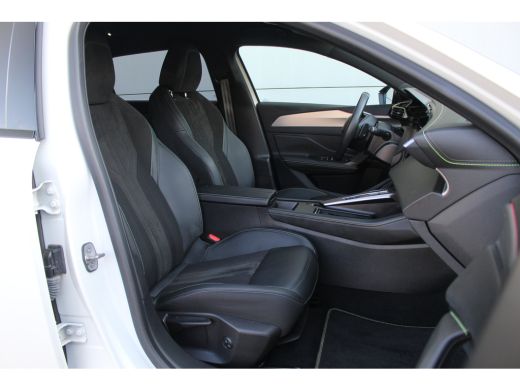 Peugeot 308 SW 1.6 Plug-in Hybrid 180 GT | Stoelverwarming | AGR Stoel | Navi | Keyless | Carplay | Climate |... ActivLease financial lease