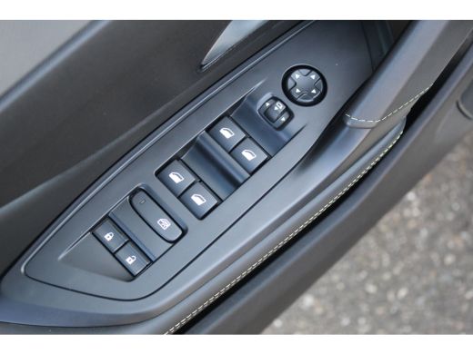 Peugeot 308 SW 1.6 Plug-in Hybrid 180 GT | Stoelverwarming | AGR Stoel | Navi | Keyless | Carplay | Climate |... ActivLease financial lease