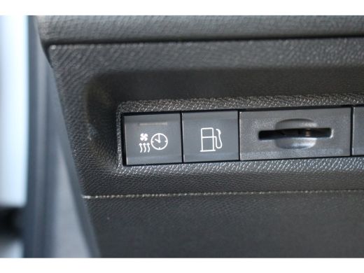 Peugeot 308 SW 1.6 Plug-in Hybrid 180 GT | Stoelverwarming | AGR Stoel | Navi | Keyless | Carplay | Climate |... ActivLease financial lease