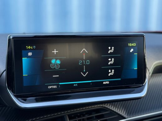 Peugeot e-2008 EV GT Pack 50 kWh Alcantara bekleding | Adeptieve cruise control | Led verlichting interieur | St... ActivLease financial lease