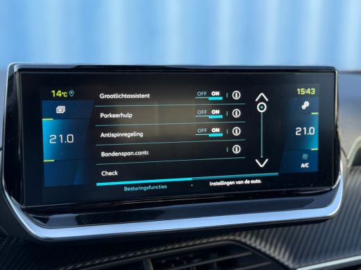 Peugeot e-2008 EV GT Pack 50 kWh Alcantara bekleding | Adeptieve cruise control | Led verlichting interieur | St... ActivLease financial lease