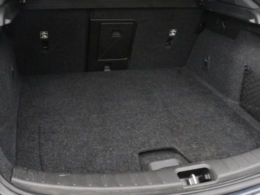 Polestar 2 Long Range Dual Motor Launch Edition 78kWh | SOH 93% | Panoramadak | Stoelverwarming | Trekhaak |... ActivLease financial lease