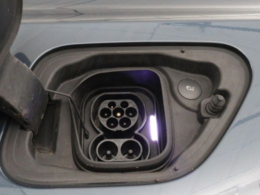 Polestar 2 Long Range Dual Motor Launch Edition 78kWh | SOH 93% | Panoramadak | Stoelverwarming | Trekhaak |... ActivLease financial lease