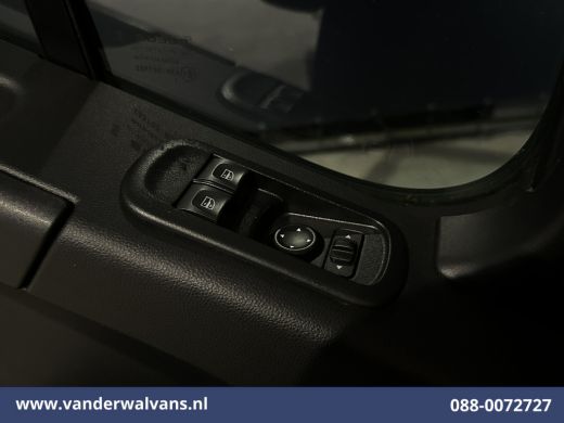 Renault Master 2.3 dCi 146pk Bakwagen 233cm Hoog Laadklep Zijdeur Euro6 Airco | Cruisecontrol | Lat om Lat Betim... ActivLease financial lease