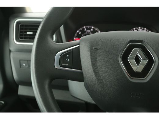 Renault Master 2.3 dCi L2H2 180PK | Aut. | Airco | Cruise | Carplay | Camera | Trekhaak | Parkeersens. ActivLease financial lease