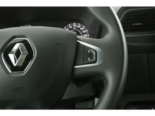 Renault Master 2.3 dCi L2H2 180PK | Aut. | Airco | Cruise | Carplay | Camera | Trekhaak | Parkeersens. ActivLease financial lease