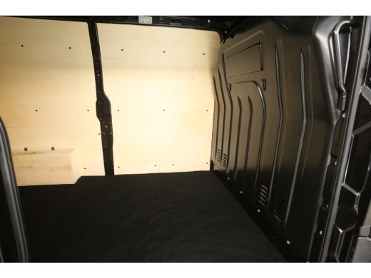 Renault Master 2.3 dCi L2H2 180PK | Aut. | Airco | Cruise | Carplay | Camera | Trekhaak | Parkeersens. ActivLease financial lease