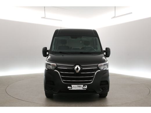 Renault Master 2.3 dCi L2H2 180PK | Aut. | Airco | Cruise | Carplay | Camera | Trekhaak | Parkeersens. ActivLease financial lease